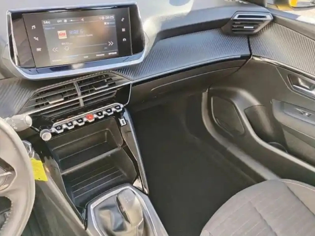 Peugeot 208 puretech 75 s&amp;s bvm5 active — photo 22