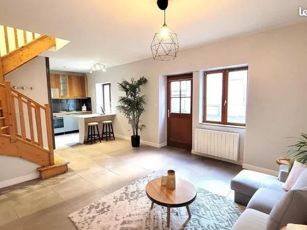Maison/appartement duplex 60 m² - Collonges-au-Mont-d'Or - gare à pied - 12 min Lyon Perrache