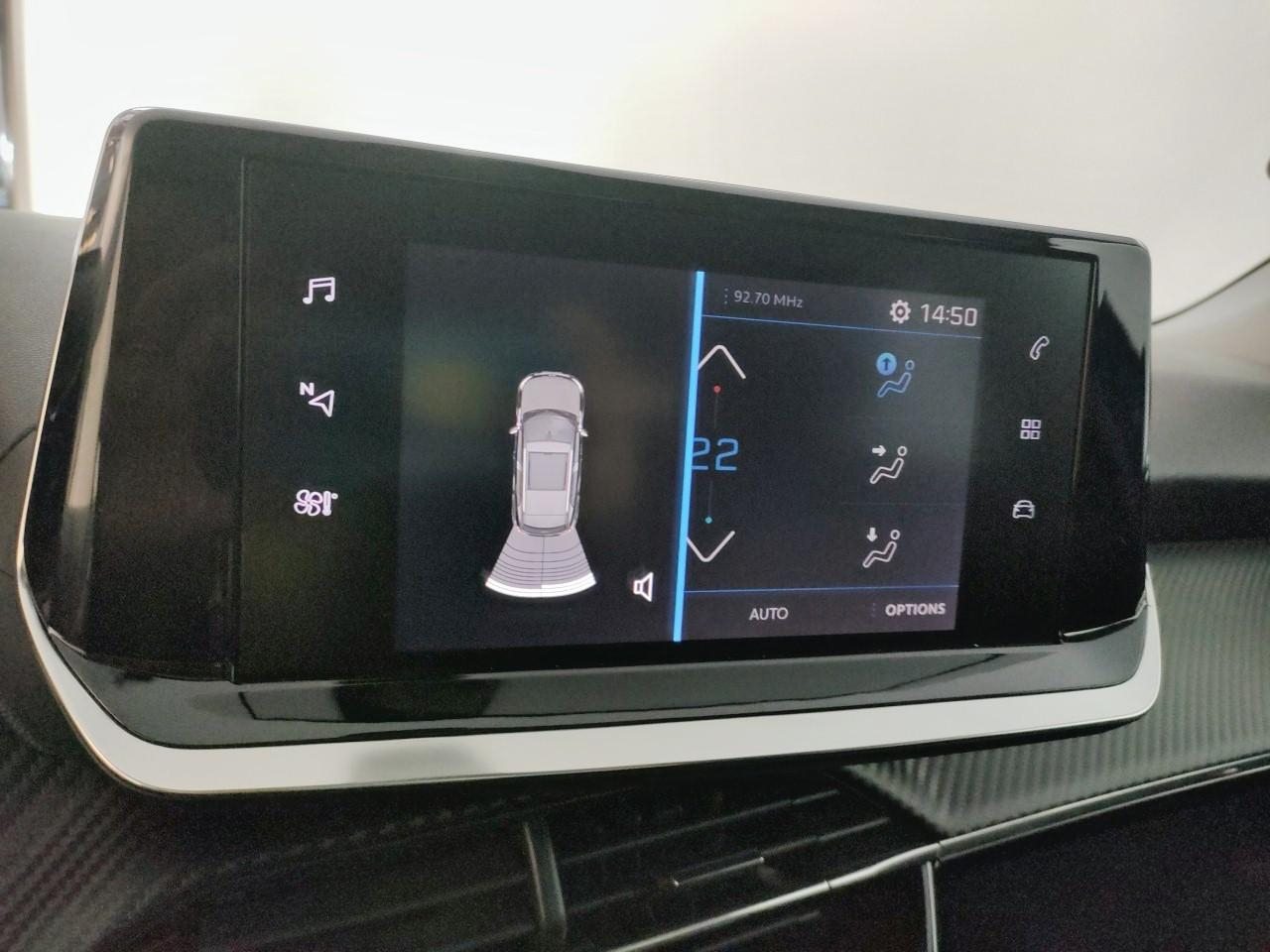 Peugeot 2008 puretech 100 s&s style — photo 16
