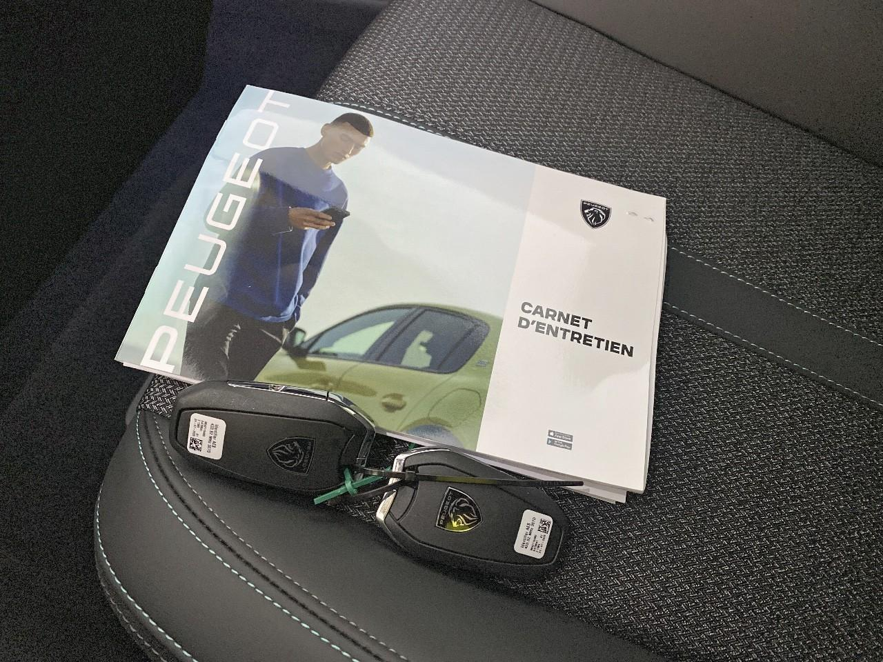 Peugeot 408 electrique 58 kwh 210 ch allure — photo 18