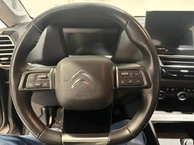 Citroën C4 moteur électrique 136ch (100 kw) feel automatique — photo 11