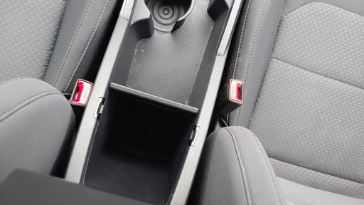 Kia Niro 1.6 GDi 141 Hybride DCT6 - Motion – 2024 – 41504 km – Hybride essence – Boîte Automatique — photo 3