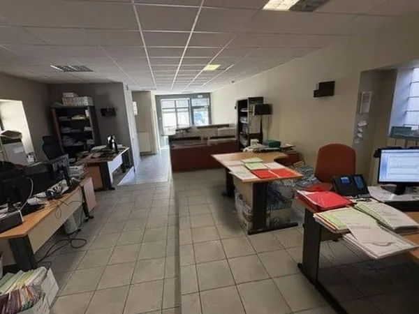 Immeuble 1 pièce 201 m²