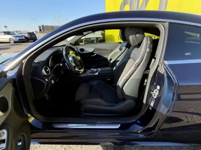 Mercedes Classe C 220 d 2.0 194 4matic amg line — photo 17
