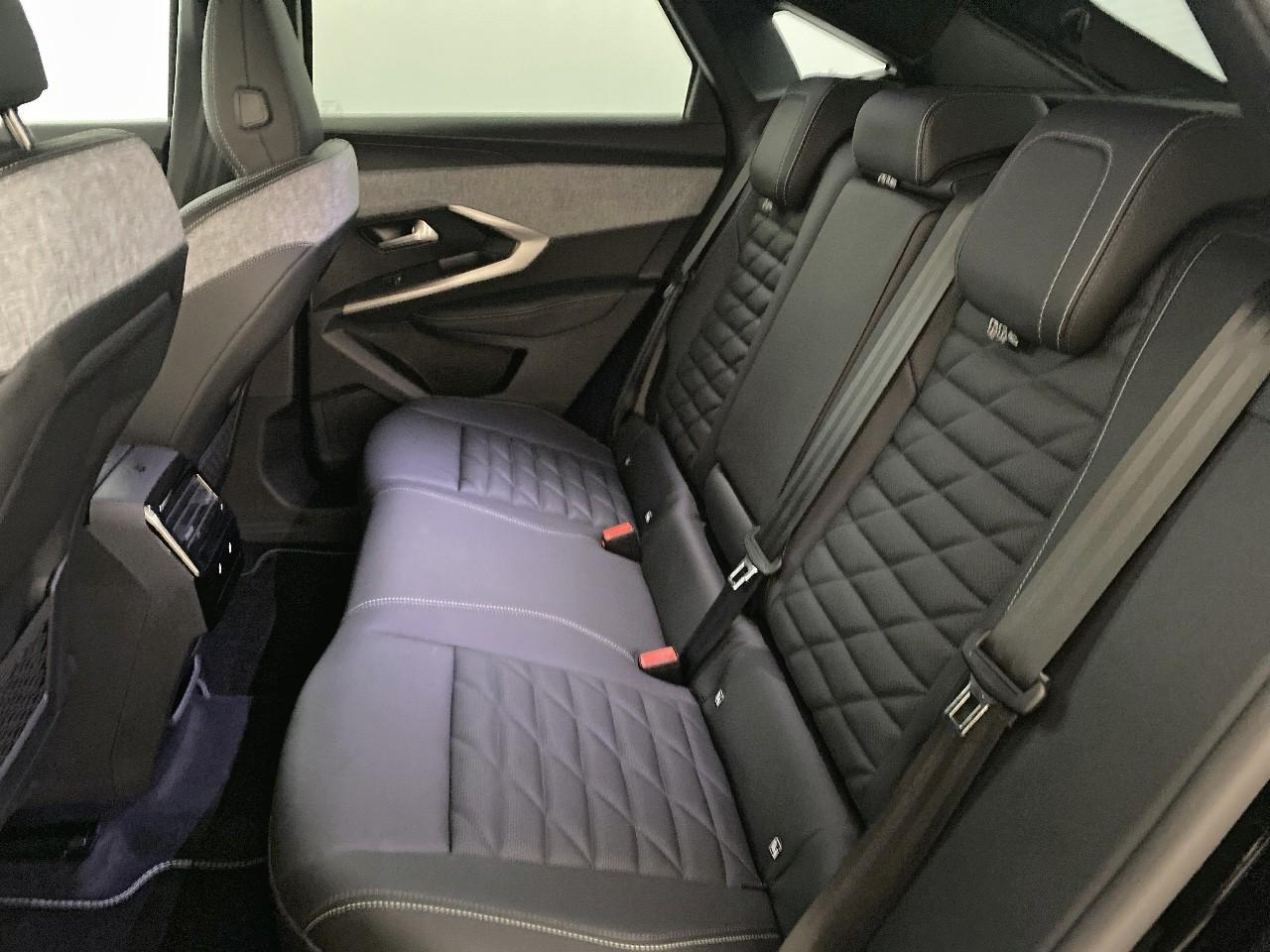 Peugeot 3008 hybrid 145 e-dcs6 gt exclusive — photo 10