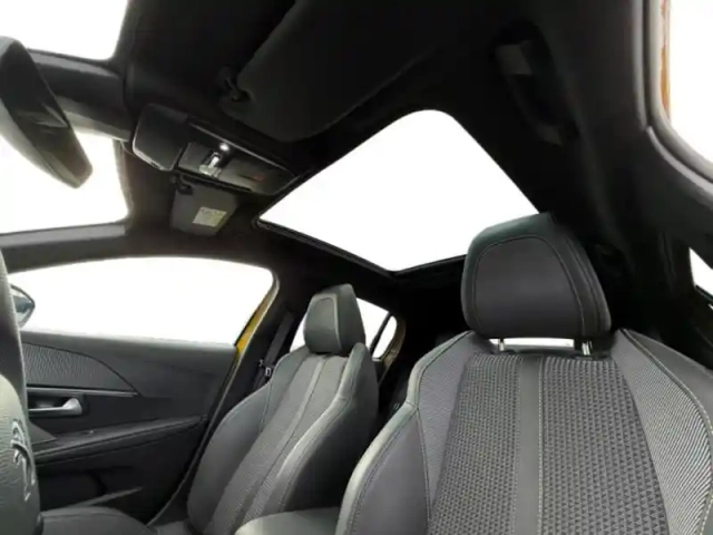 Peugeot 208 1.2 puretech 100ch s&amp;s gt 118g — photo 15