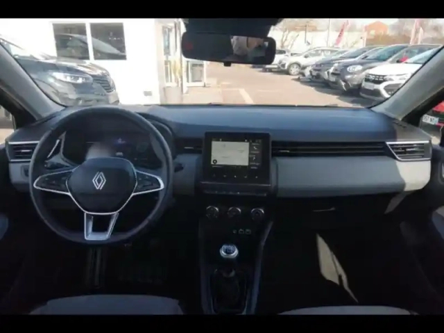 Renault Clio 1.5 blue dci 100ch evolution - 24 — photo 9