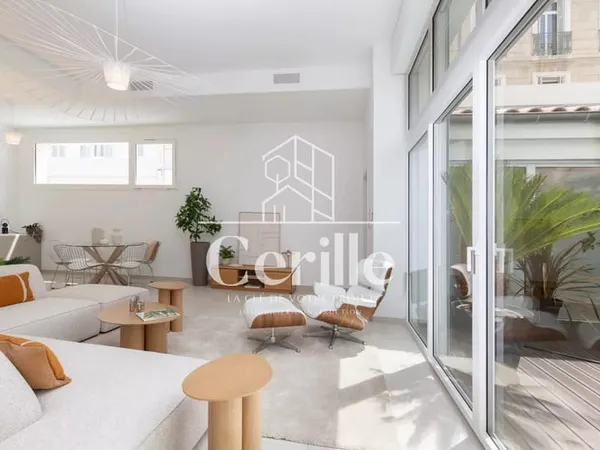 Villa urbaine neuve avec jardin privatif et terrasses - Marseille 13006