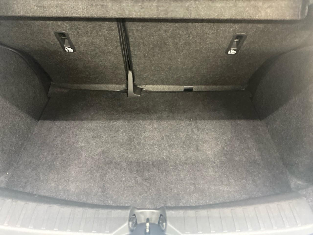 Nissan Micra ig-t 92 enigma — photo 14