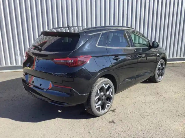 Opel Grandland 1.5 diesel 130 ch bva8 gs — photo 5