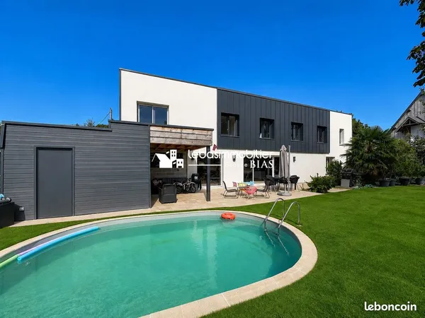 Propriété 8 pièces 246 m²