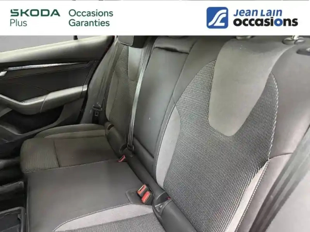 Skoda Octavia combi 1.5 tsi hybrid 150 ch act dsg7 — photo 6