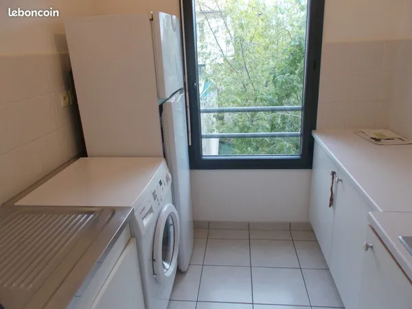 Apt t2 46 m2 avec parking