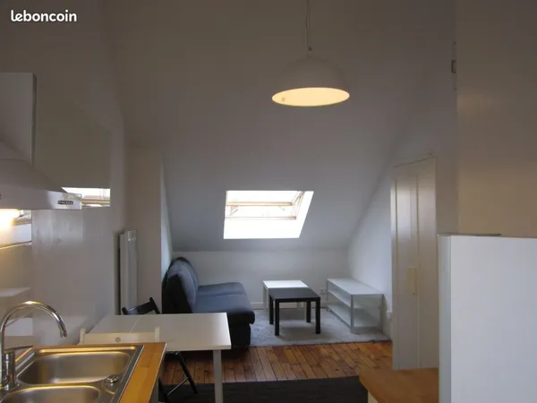 Beau F2 meublé de qualité à 150 m du jardin des prébendes