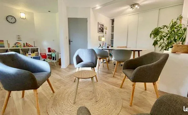 Location bureau PMR avec parking gratuit