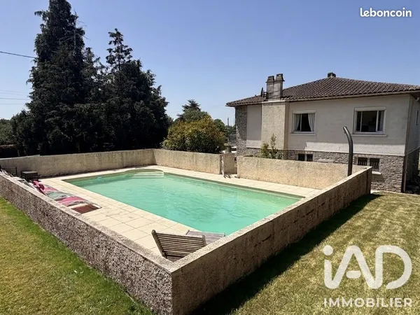 Maison de village 5 pièces 165 m²