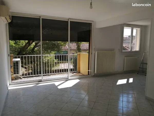 Loue appartement Bagnols sur ceze