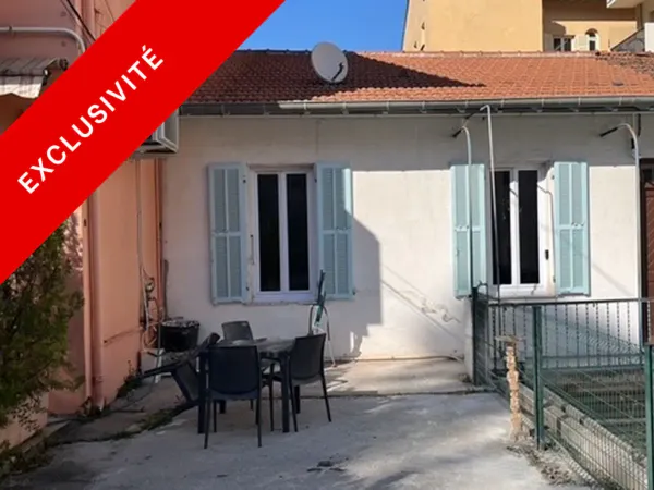 Appartement trois pièces au centre de Menton