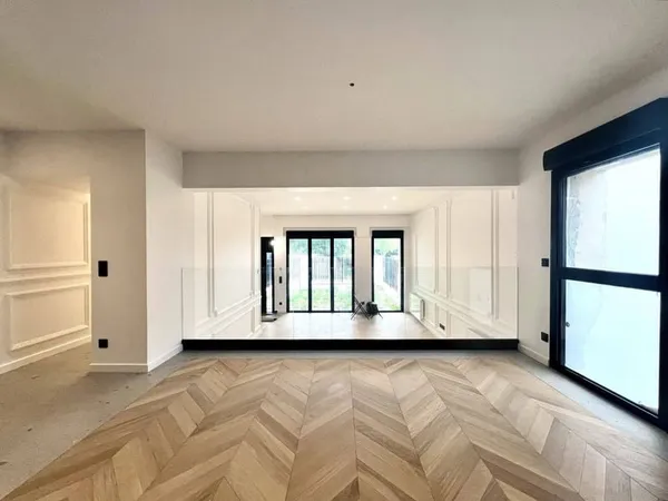 Maison 5 pièces 151 m²