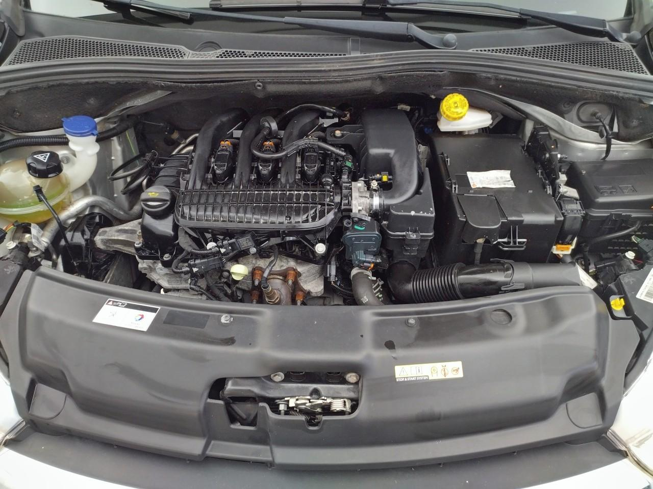 Peugeot 208 puretech 82ch s&s bvm5 tech edition — photo 15