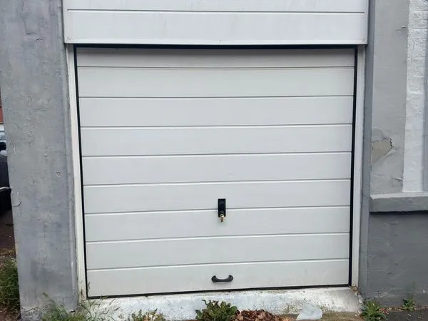 Box de stationnement / stockage