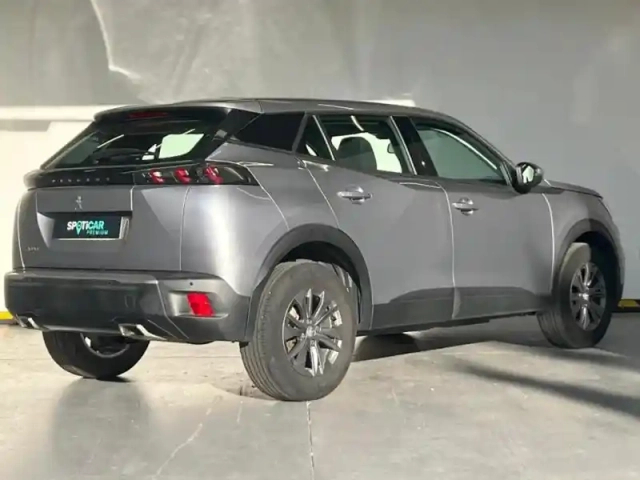 Peugeot 2008 1.2 puretech 130ch s&amp;s active pack — photo 3