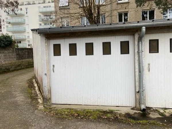 Garage fermé de 21 m² en centre-ville