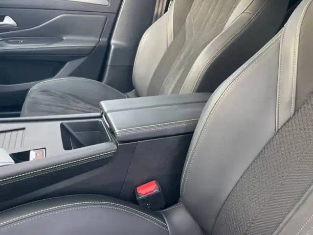 Peugeot 408 puretech 130 ch s&amp;s eat8 — photo 20