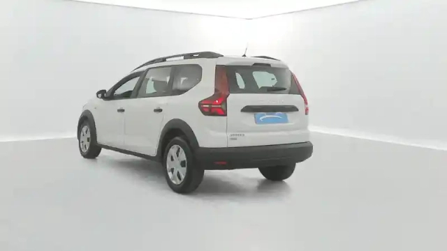 Dacia Jogger eco-g 100 5 places — photo 12