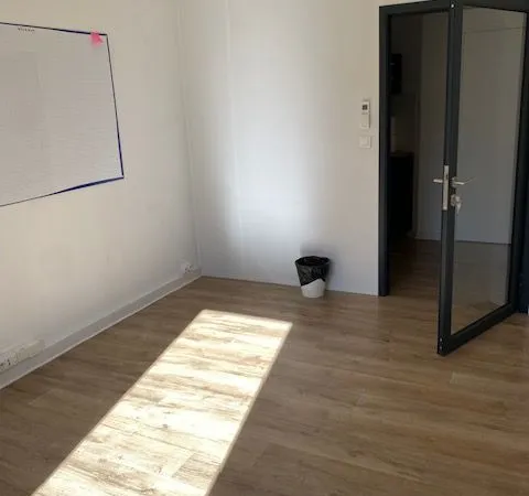 Bureau à louer Dijon République