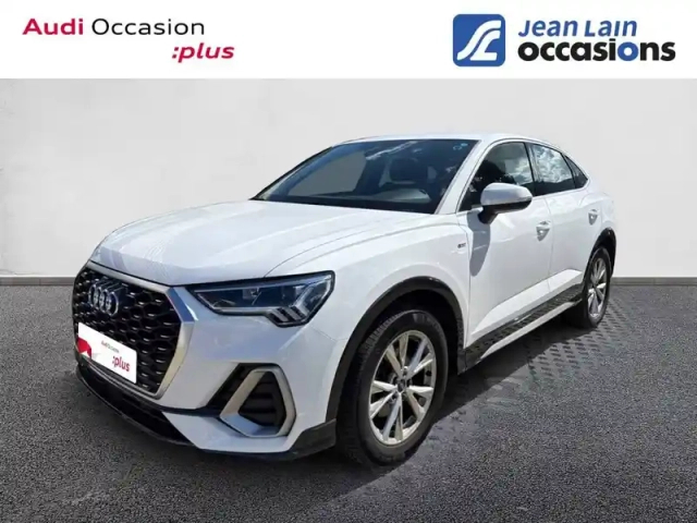 Audi Q3 sportback 35 tfsi 150 ch — photo 1