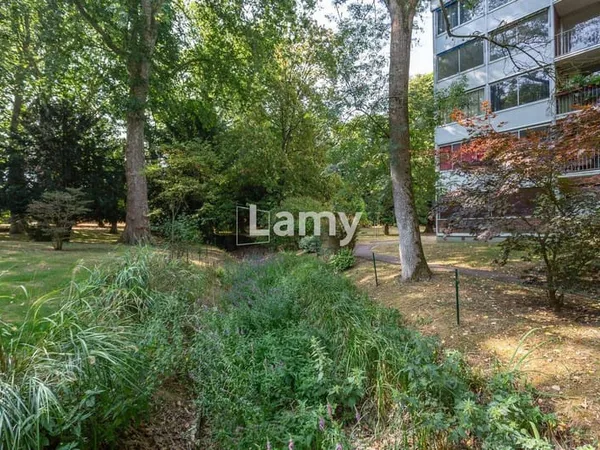 Appartement 4 pièces 77 m²