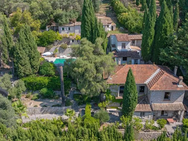 Maison de luxe 5 pièces 333 m²
