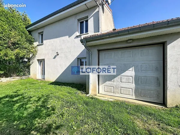 Maison 7 pièces 148 m²