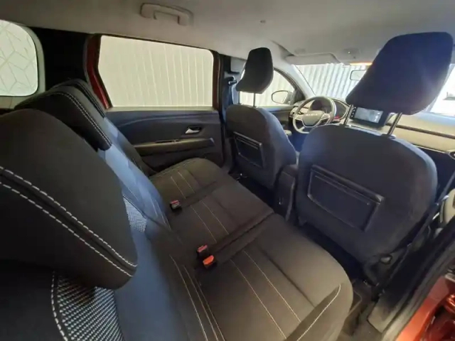 Dacia Jogger eco-g 100 7 places — photo 28