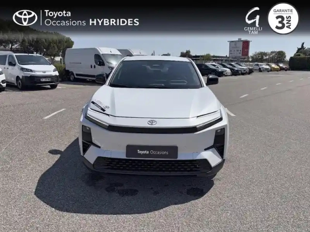 Toyota C-Hr + 224ch 77kwh design grande autonomie — photo 5