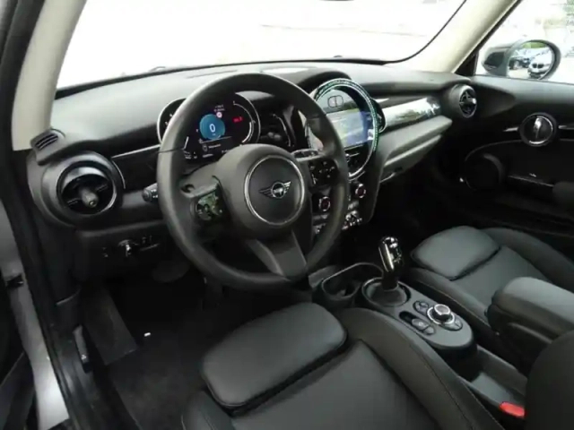 Mini Mini cooper 136ch  edition camden bva7 — photo 3