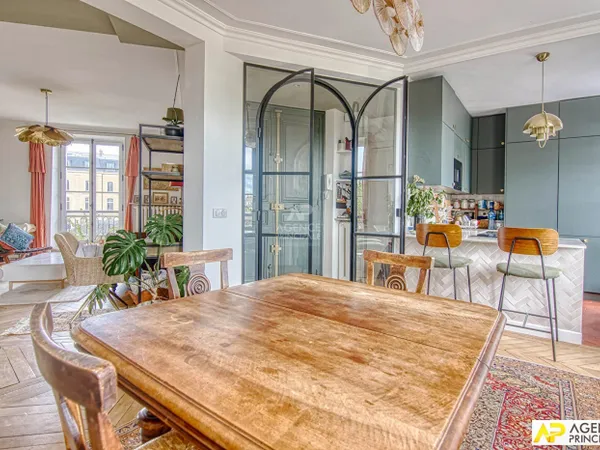 Versailles Chantiers / St Louis Appartement 5 pièces 107 m² car