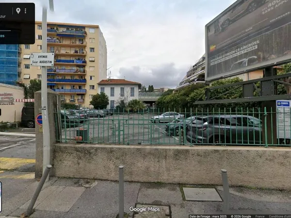 Parking 12 m² Nice