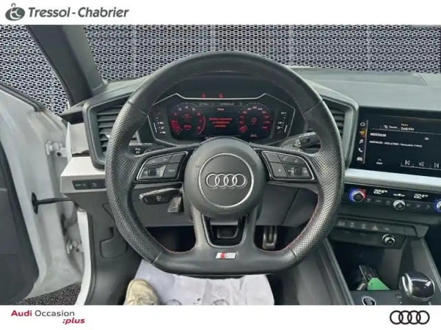 Audi A1 sportback 30 tfsi 116 ch s tronic 7 s line — photo 12