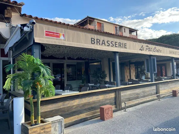 Bar - restaurant à ceder - sainte maxime (83) - licence iv