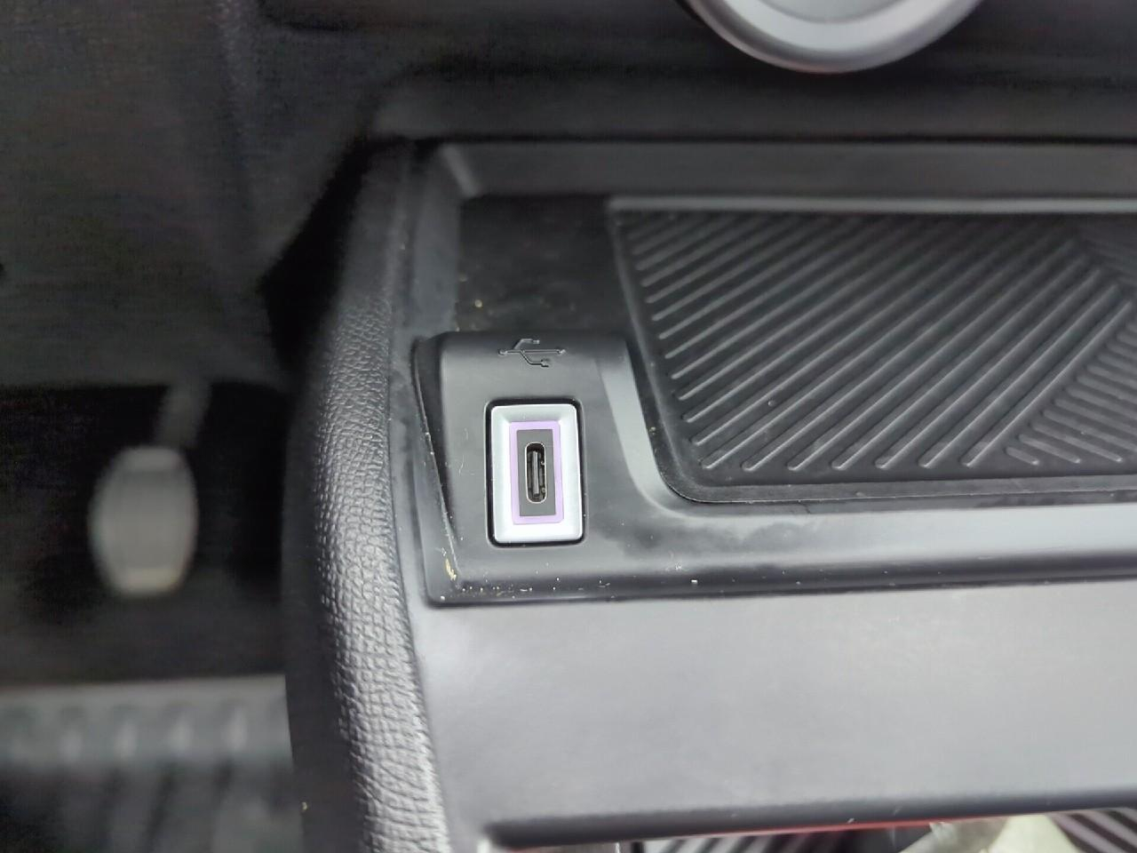 Citroën C4 puretech 130 bvm6 max — photo 25