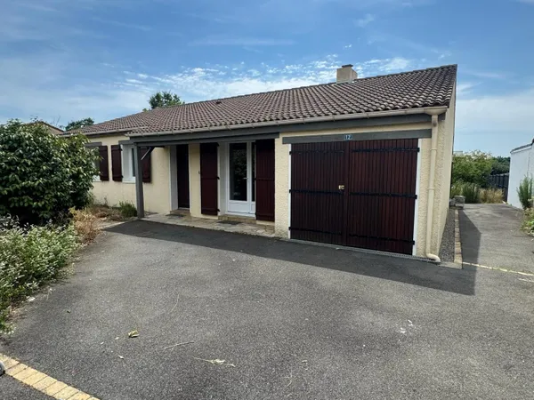Maison centre bourg de Bouaye 100 m² 5 pièces