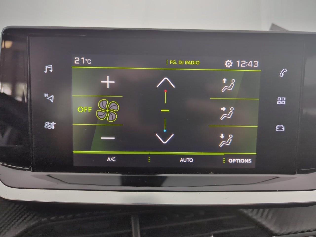Peugeot 2008 puretech 100 s&s bvm6 allure — photo 17