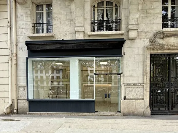 Local commercial 72 m²