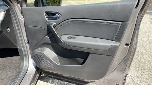 Renault Captur  1.3 TCe 140 MildHybrid EDC7 - Techno – 2023 – 34163 km – Hybride essence – Boîte Manuelle — photo 34