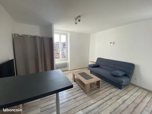Location studio meublé