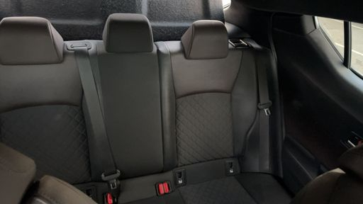 Toyota C-HR 1.8 VVT-i 122 Hybrid 2WD CVT 99 - Distinctive – 2018 – 100514 km – Hybride essence – Boîte Automatique — photo 33