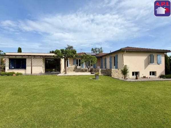 Maison 7 pièces 152 m²