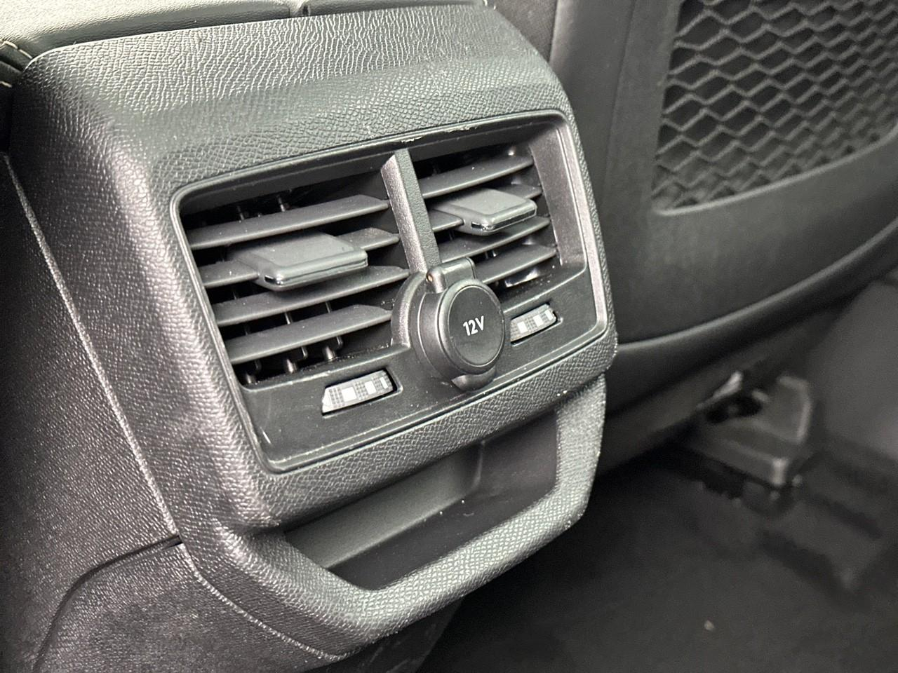 Peugeot 3008 hybrid 225 e-eat8 gt — photo 37